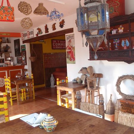 Hostal El Cascabel โชลูลา ภายนอก รูปภาพ