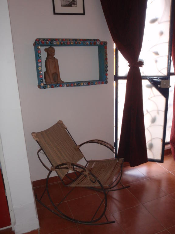 Hostal El Cascabel โชลูลา ภายนอก รูปภาพ